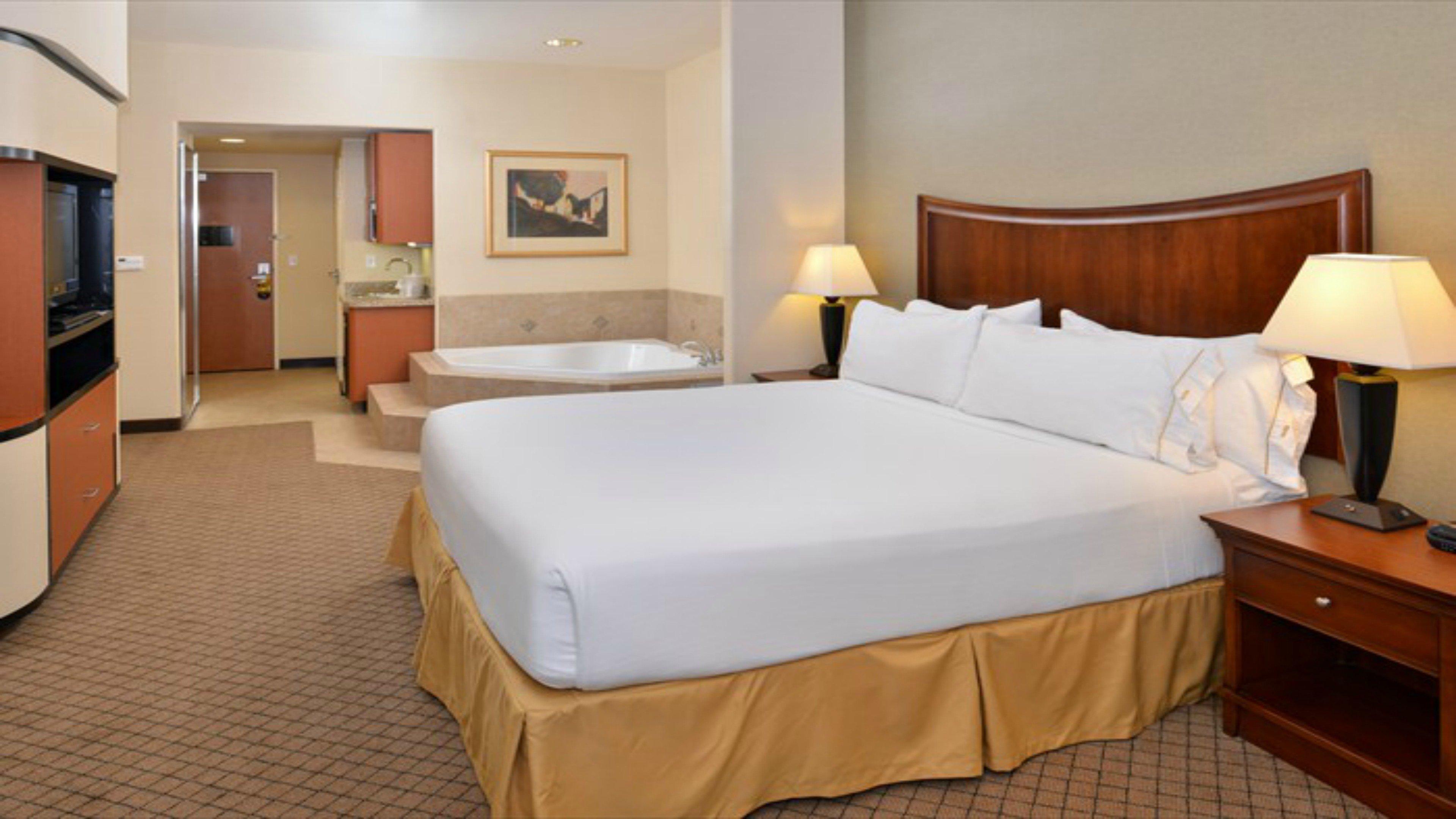 Holiday Inn Express Hotel & Suites Lincoln-Roseville Area, An Ihg Hotel Kültér fotó