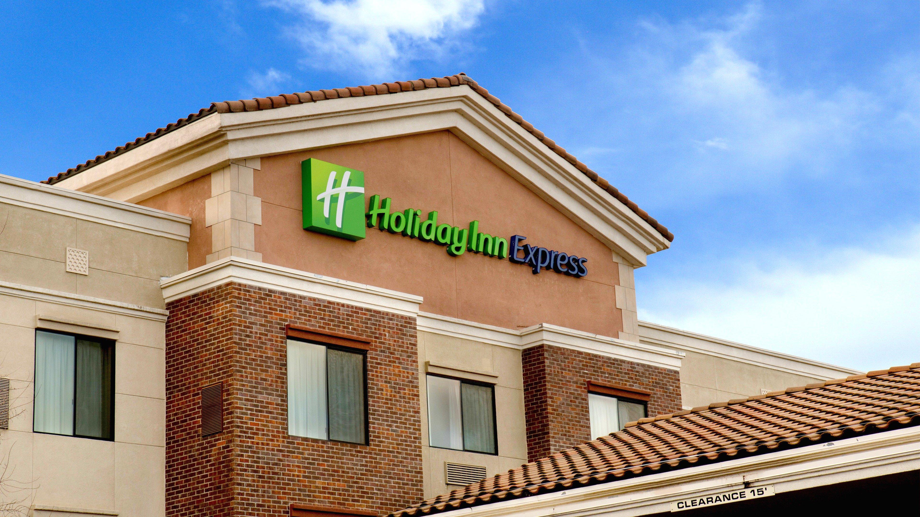 Holiday Inn Express Hotel & Suites Lincoln-Roseville Area, An Ihg Hotel Kültér fotó