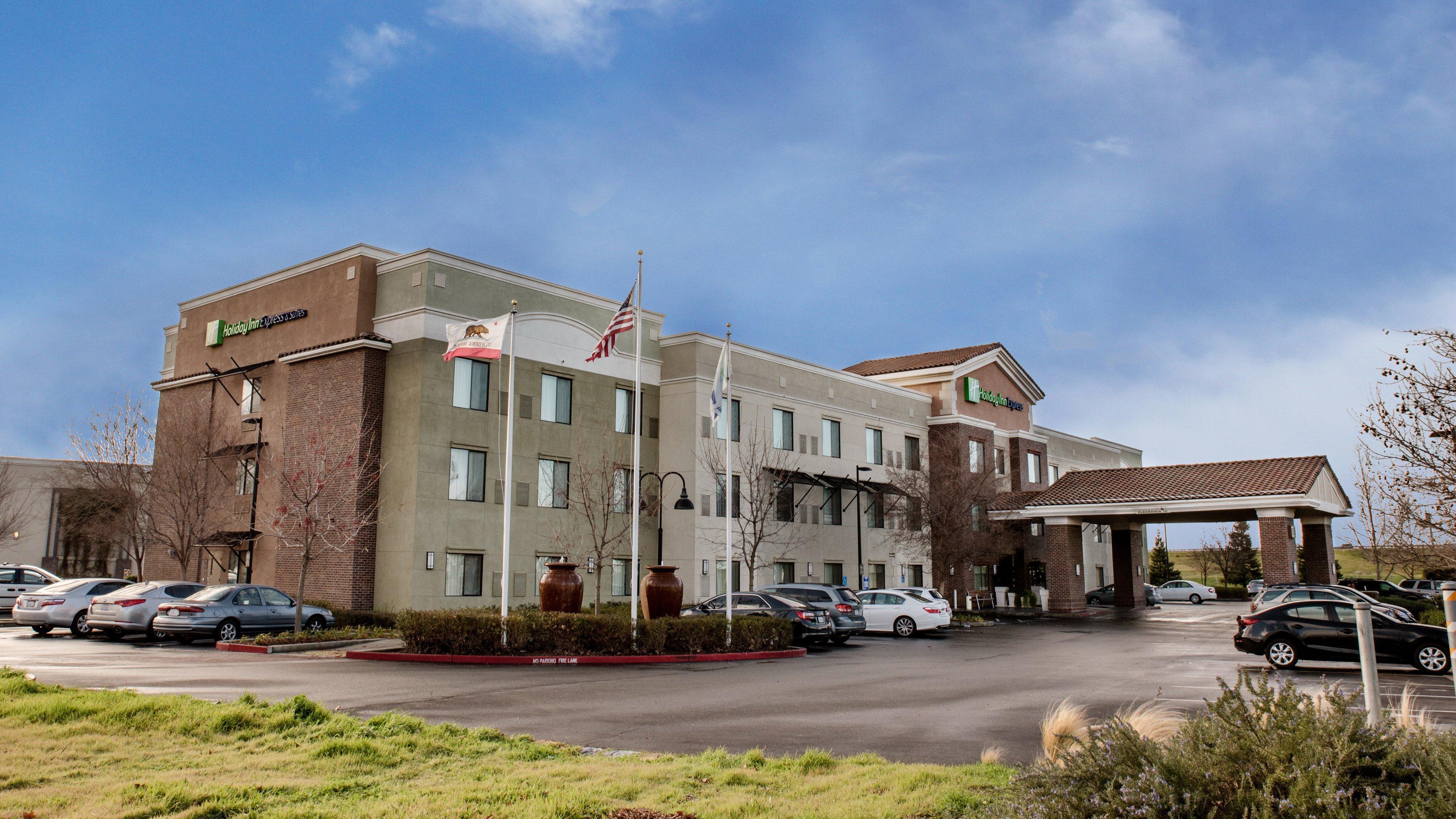 Holiday Inn Express Hotel & Suites Lincoln-Roseville Area, An Ihg Hotel Kültér fotó
