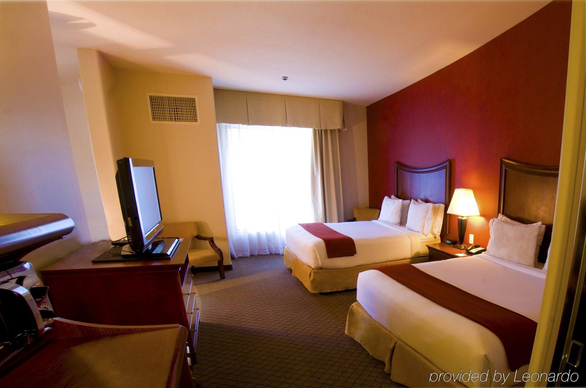 Holiday Inn Express Hotel & Suites Lincoln-Roseville Area, An Ihg Hotel Kültér fotó
