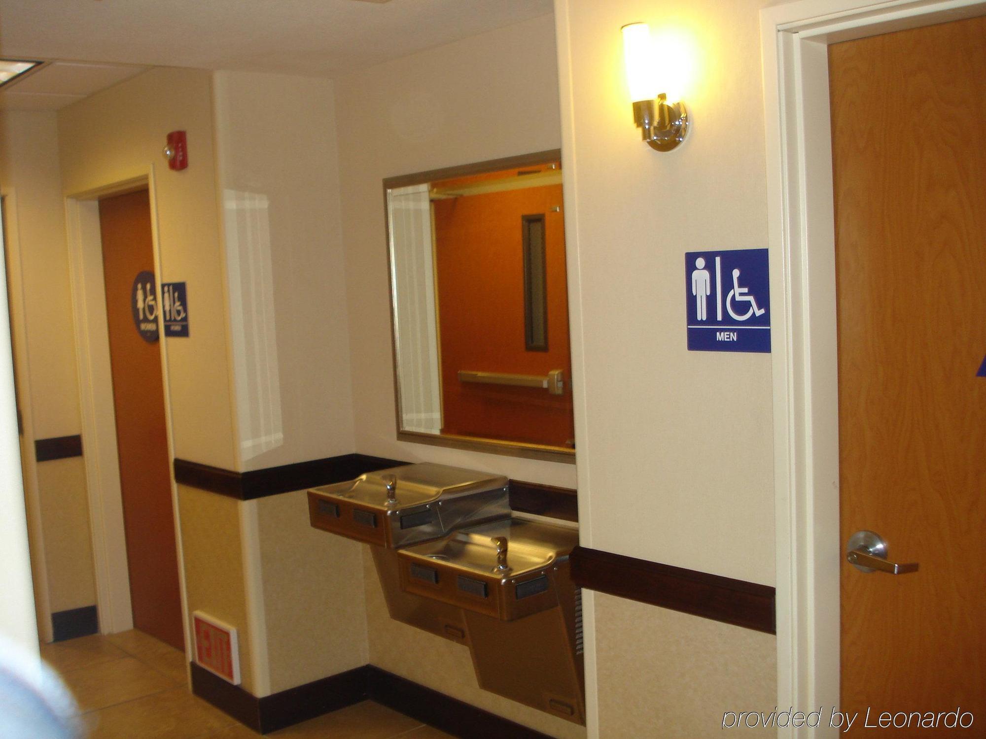 Holiday Inn Express Hotel & Suites Lincoln-Roseville Area, An Ihg Hotel Kültér fotó