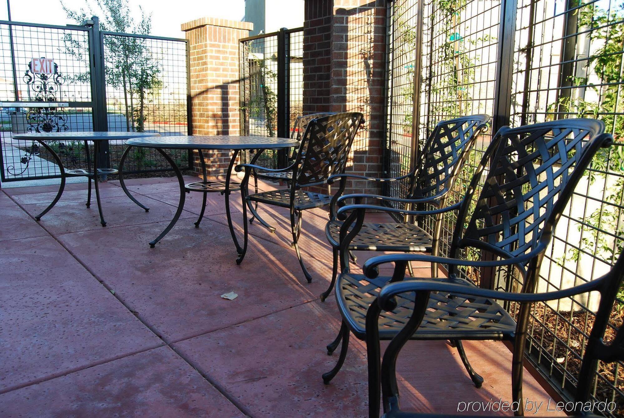 Holiday Inn Express Hotel & Suites Lincoln-Roseville Area, An Ihg Hotel Kültér fotó